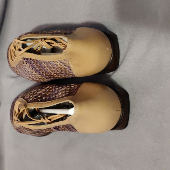 Lorenzo Banfi Women's size 38 - Picture 2 of 6